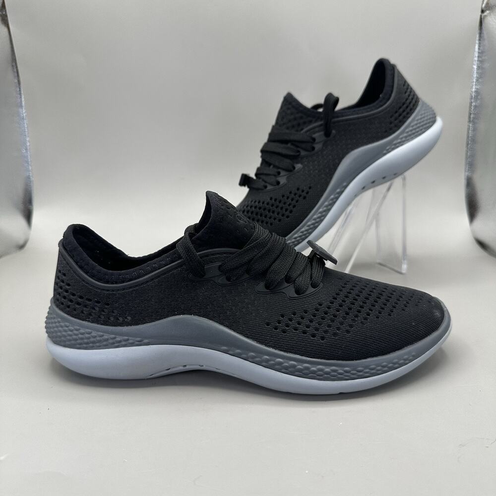 Women's Crocs LiteRide 360 Pacer Sneakers Shoes Black Size 5 US **EXCELLENT**